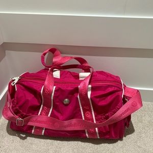 Lululemon duffle bag